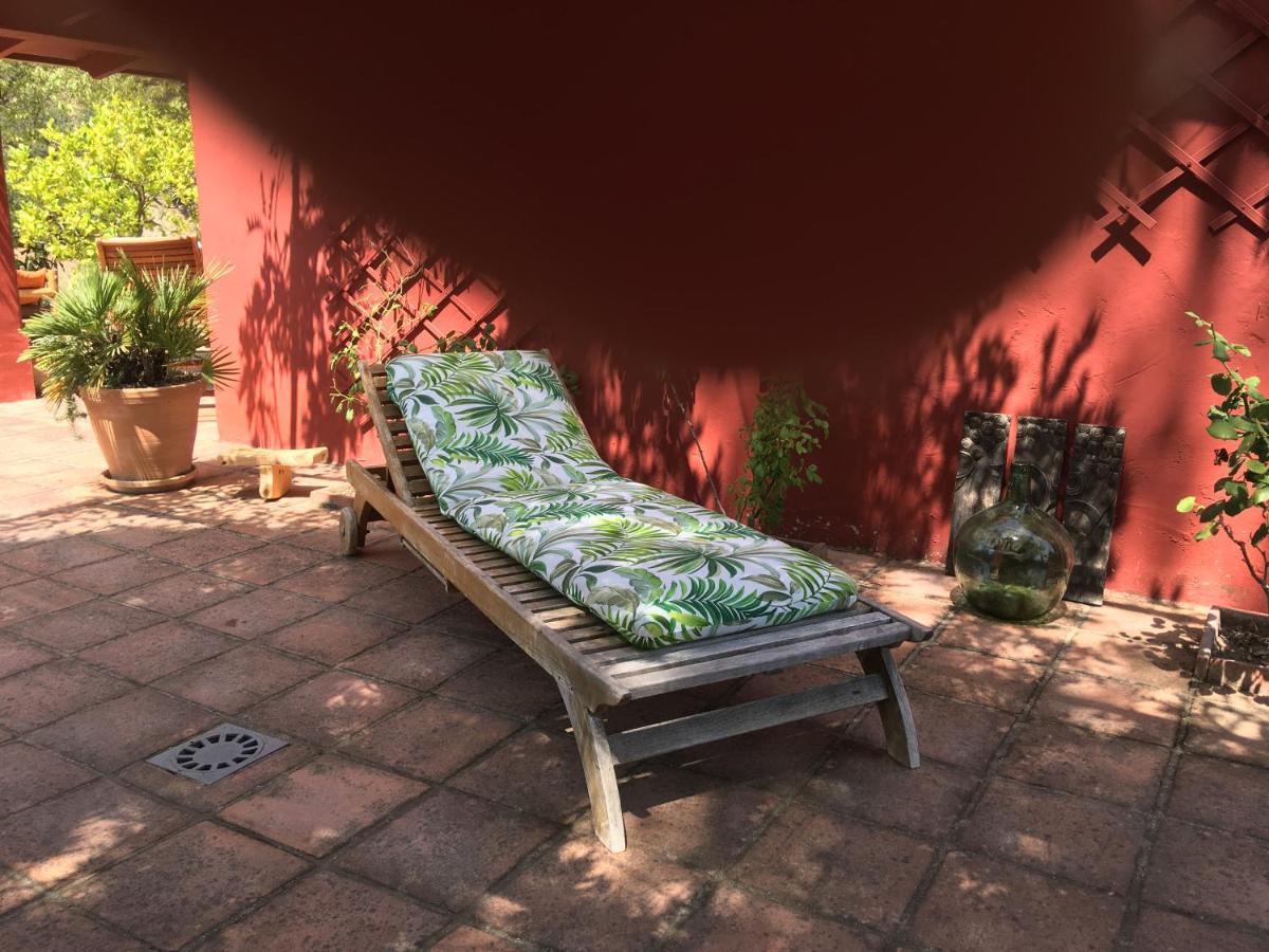 Secret Garden Retreats Hotell Júzcar Exteriör bild